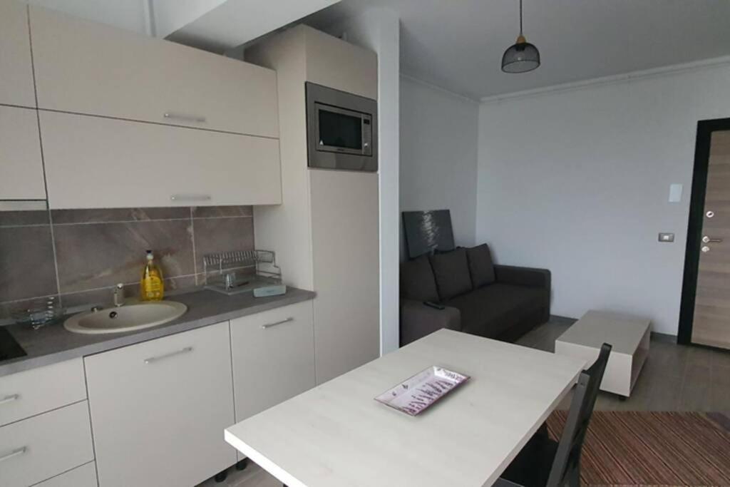 Zian'S Studio Mamaia Nord Beach Resort Năvodari Eksteriør bilde